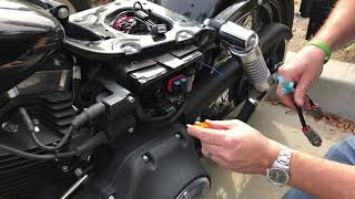 #SMB-Y129 UltraCool 6 Pin Multiple Accessory Connector -Harley-Davidson Sportster, Dyna, and Softail