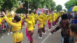 Karnaval di Desa Mlaten