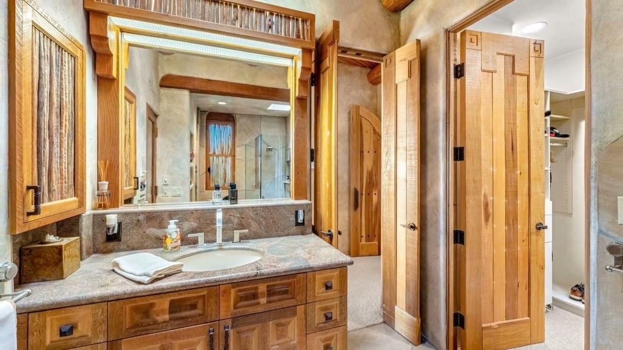 1084 North Boulder Drive, Carefree, AZ 85377