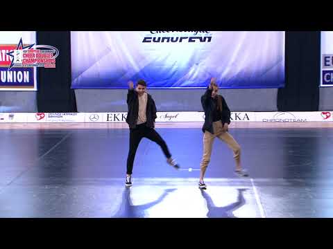 29 SENIOR DOUBLE CHEER HIP HOP Veneti   Theoharis EYATHLOI TRIKALON GREECE