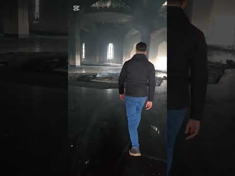 الجزء 1 جميل الحسن من امام قبر محروق الروح حافظ الاسد