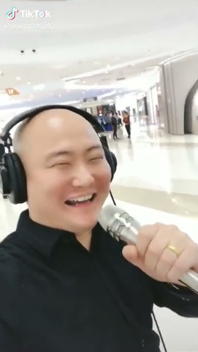 The china laughing man is back ✔️