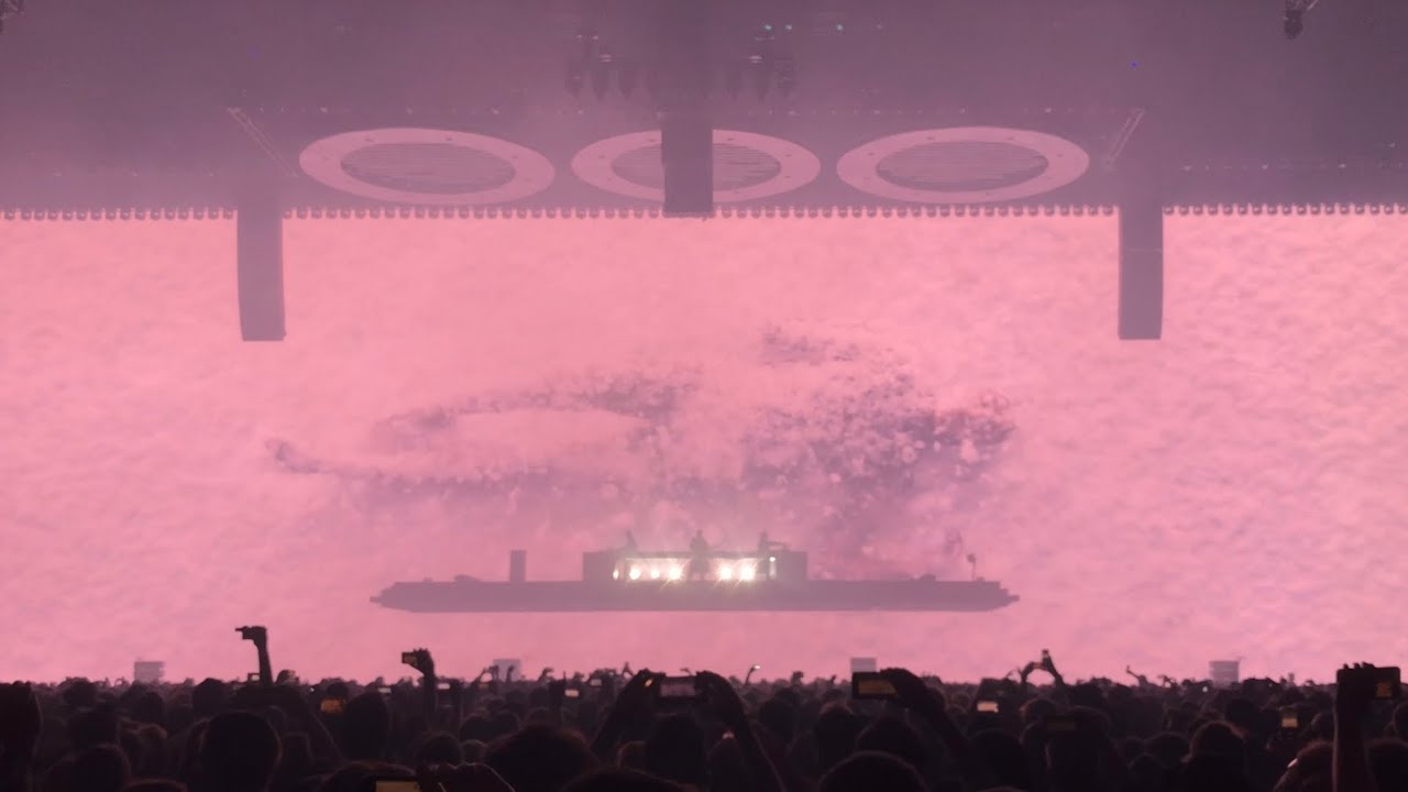 SWEDISH HOUSE MAFIA - UNDERNEATH IT ALL @ TELE2 ARENA STOCKHOLM, 03.05.19