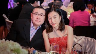 Hong Kong Property Tycoon Denies Rumors That Wife Lost 26 Billion With
