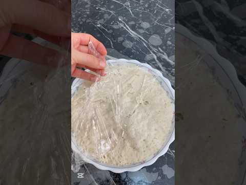 Сосиски в тесте #сосискавтесте #рецепты #рецепт #recipeshorts #легкийрецепт