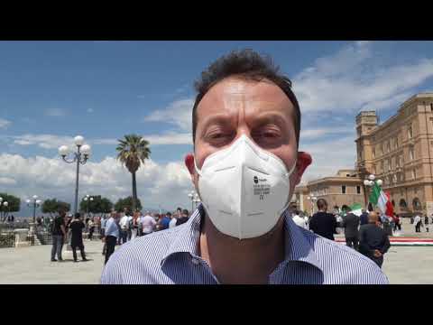 Flash mob del centrodestra al Bastione di Cagliari. Zoffili: "Chiediamo di ripartire"