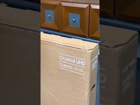 Samsung CU8000 Unboxing