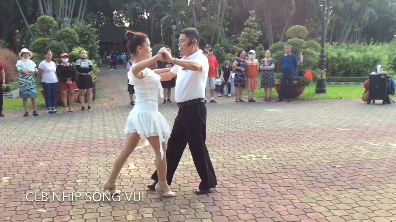 Rumba 14 | Câu lạc bộ Khiêu vũ NHỊP SỐNG VUI