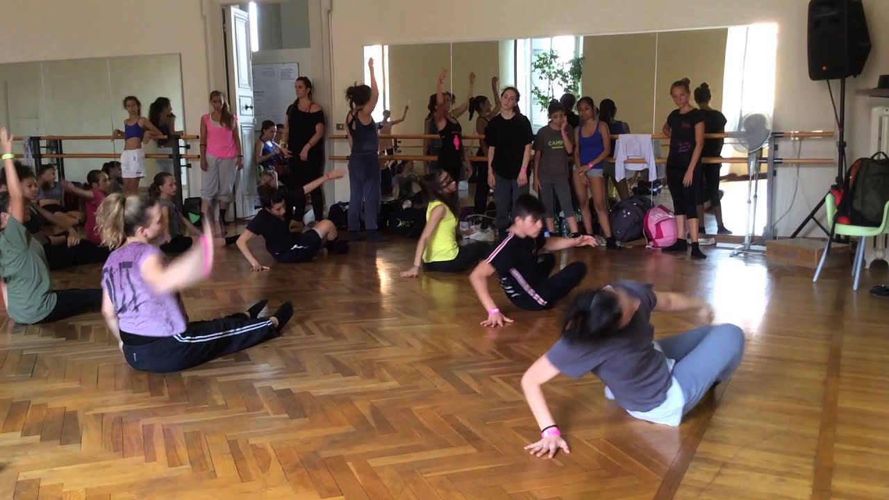 Lezione di modern di Claudia Bosco a Campus jazz roster