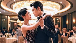 Pria yang telah mencintainya secara diam-diam selama sembilan tahun akhirnya menikahinya!#Minidrama