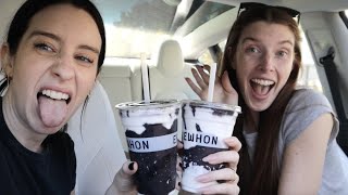 TRYING KOURTNEY KARDASHIAN&#39;S POOSH EREWHON SMOOTHIE!