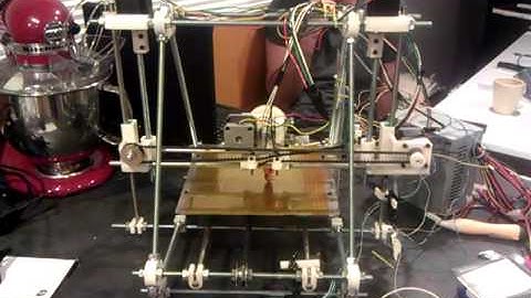 Working RepRap Prusa 3D printer