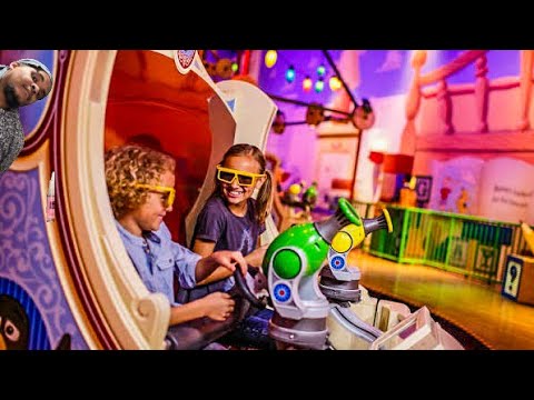 Toy Story Midway Mania DISNEYLAND 70TH ANNIVERSARY OVERLAY Full