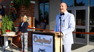 Cutting the ribbon at Oakview Elementary
