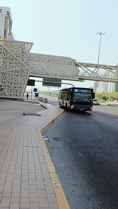 excellent services bus is coming #trending #viralreels #bus #publicbus #shorts #short