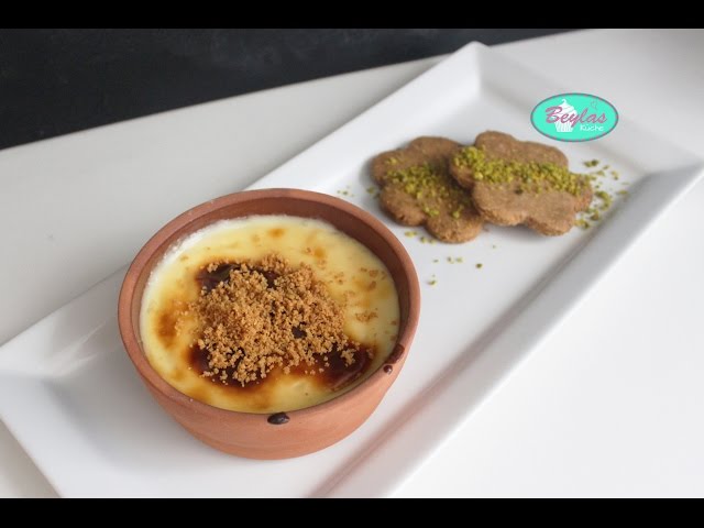 Fırın Sütlaç, Türkischer Gebackener Reispudding. Reis Pudding ist ein  Gericht aus Reis mit Wasser oder Milch und anderen Zutaten wie Zimt und ra  gemischt Stockfotografie - Alamy