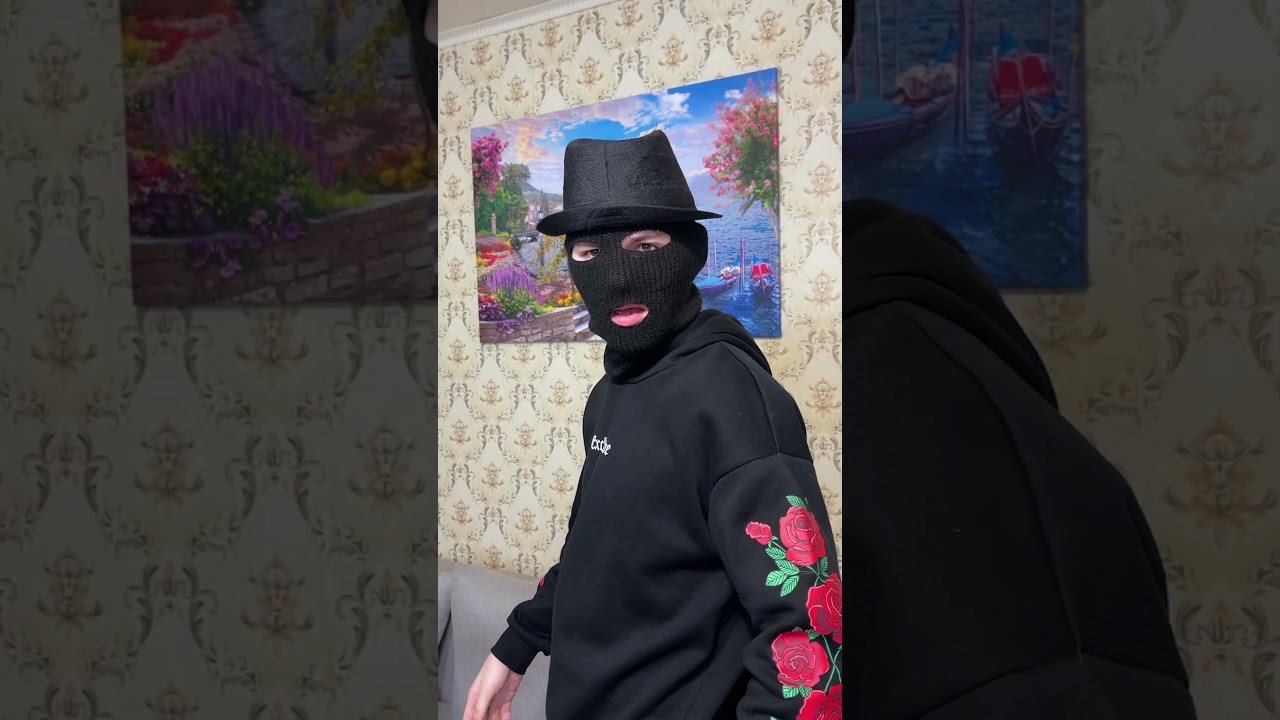 FBI Meme 14😂 What other weapons should I show them? 😂