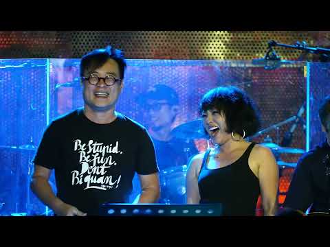 Stumblin in - Thái Thùy Linh x Sơn Điên in Minishow "Bộ đội"