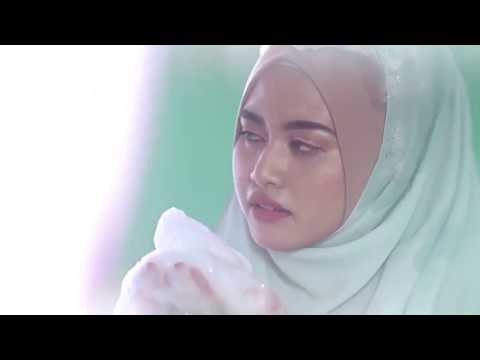 Malaysia shampoo advert - with hijab on