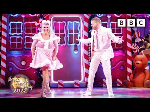 Rosie Ramsey & Neil Jones Jive to Step Into Christmas by Elton John ✨ BBC Strictly 2022