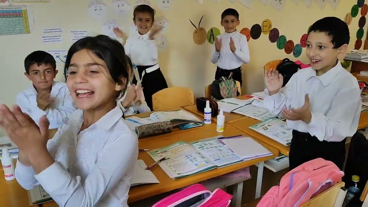 Üçrəqəmli ədədlərin toplanması                      @ÜrfanəSəfərəliyeva