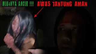 ADA ANAK KECIL NANGIS JAM 1.30 DI LUAR VILLA???