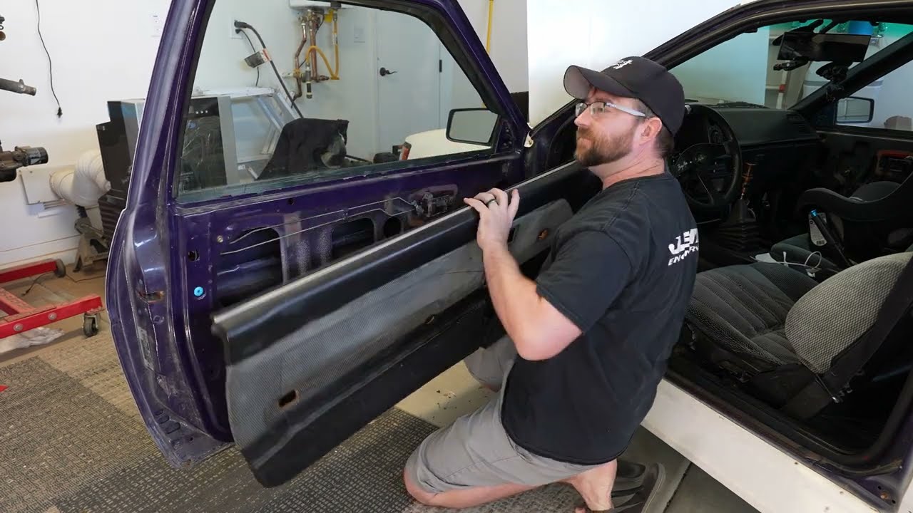 売り切れました。 I Fixed My AE86 Door Panel and You Can Too! - YouTube