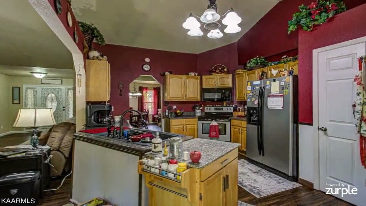278 Wiggins Rd,
Tellico Plains, TN, 37385