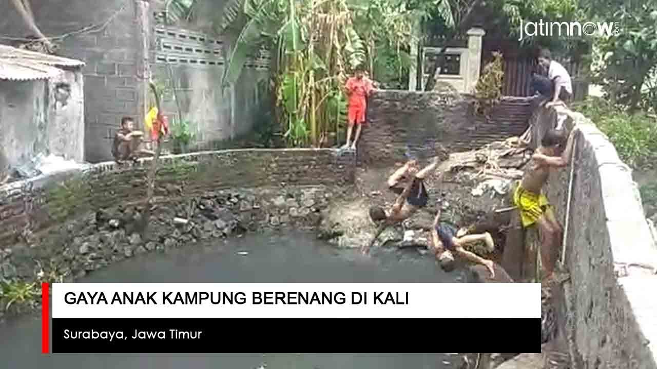 Gaya Anak  Kampung Surabaya  Berenang di  Kali YouTube