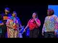 SILA BISALU ABUKI MARIE BELL PLEIN À CRAQUER SPECTACLE ELENGI 
