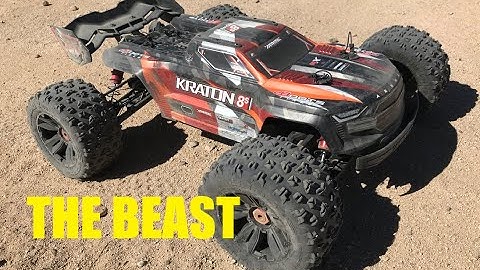 Bashing with the Arrma Kraton 8s in the desert. Great rc car 4x4 for four wheeling in any terrain.