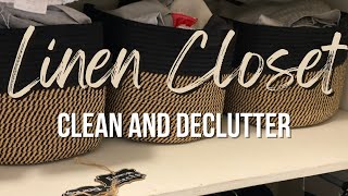 Linen Closet Organization | Clean and Declutter with Me