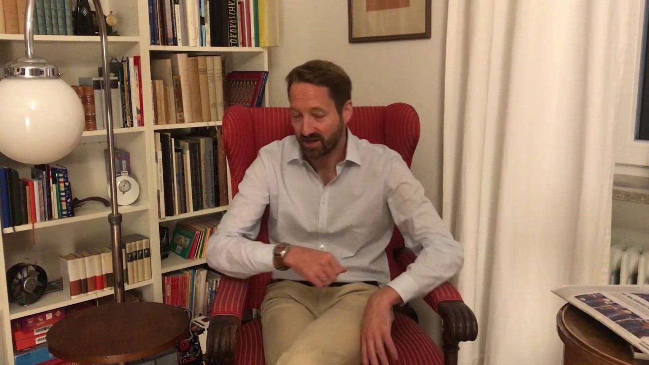 Red Star Drum Roller Watch - 8395G-A