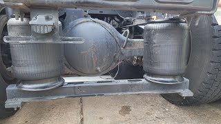 replacing Air Springs 2016 Volvo VNL. D13 by Bonny's Life Vlogs 1,020 views 1 year ago 6 minutes, 31 seconds
