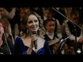 Леди совершенство Валерия Ланская и вокальный ансамбль фестиваля Белый Пароход Леди совершенство Валерия Ланская и вокальный ансамбль фестиваля Белый Пароход