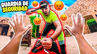 ESCAPO del GUARDIA de SEGURIDAD de un CASTILLO haciendo PARKOUR👮| PERSECUCIÓN POV