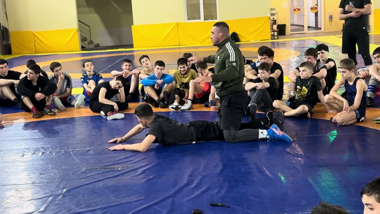 Руслан Басиев призер чемпионата Мира и Европы . тренер-преподаватель в Академии борьбы!!!