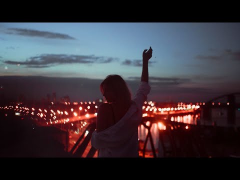 Видео: Sunami - Под луной (Silver Ace & Onix Remix)