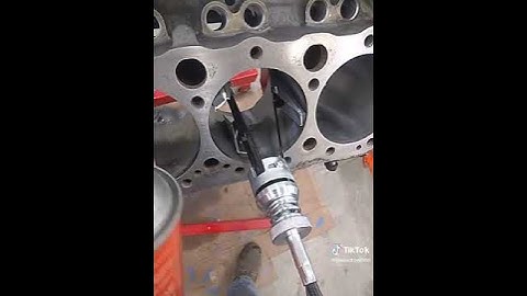 Most effective way to Hone Cylinders #honingtrend #enginebuild #enginebuilder #enginebuildingtips