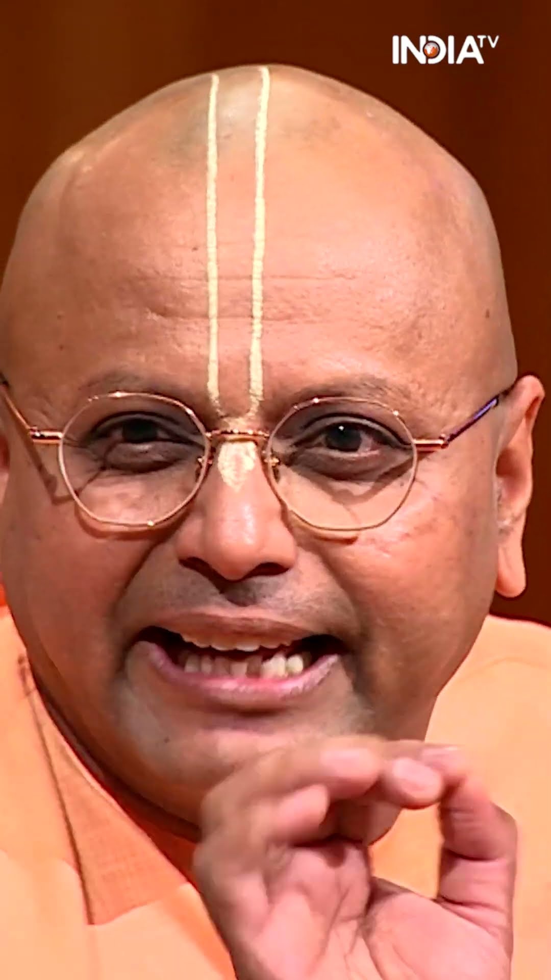 #gaurgopaldas ने दी दिल छू लेने वाली सलाह #aapkiadalat #rajatsharma #indiatv