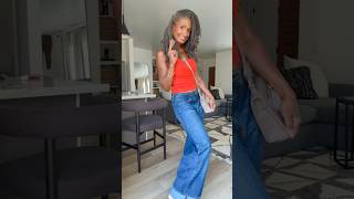 How to style baggy jeans.  #fashionover50 #baggyjeans  #fashioninspo