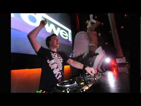 Hardwell feat. Mitch Crown - Call Me A Spaceman (Extended Mix)