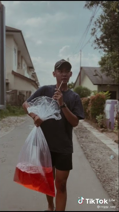 mimik es teh dulu haus😅 #viral #noah  yang terdalam 'estehjumbo'