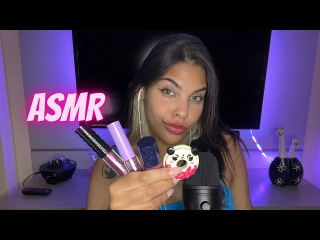 ASMR TE MAQUIANDO PARA UM ENCONTRO