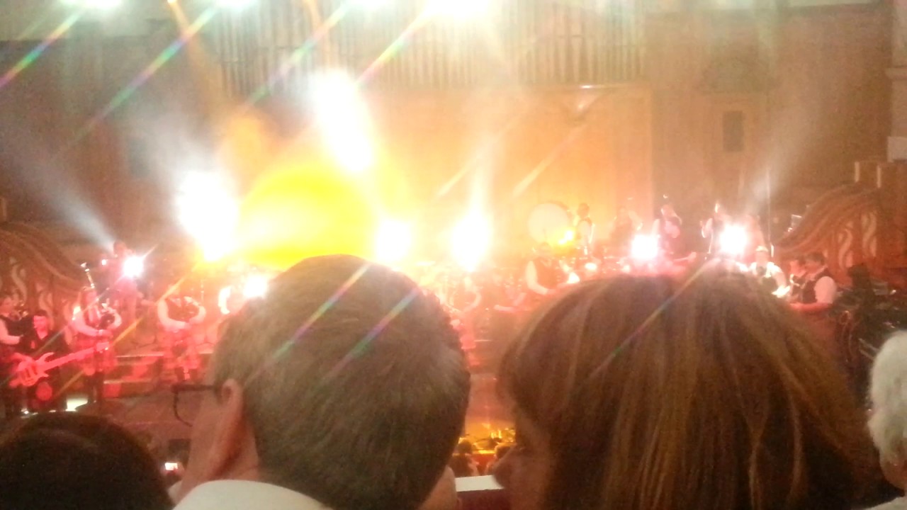 Wake Me Up Red Hot Chili Pipers Feat Ayr Society Pipe Band YouTube wake-me-up-red-hot-chili-pipers-feat-ayr-society-pipe-band-youtube