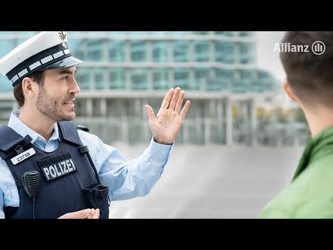 So sind Polizeibeamte passend abgesichert // Die Versicherungen der Allianz für Beamte