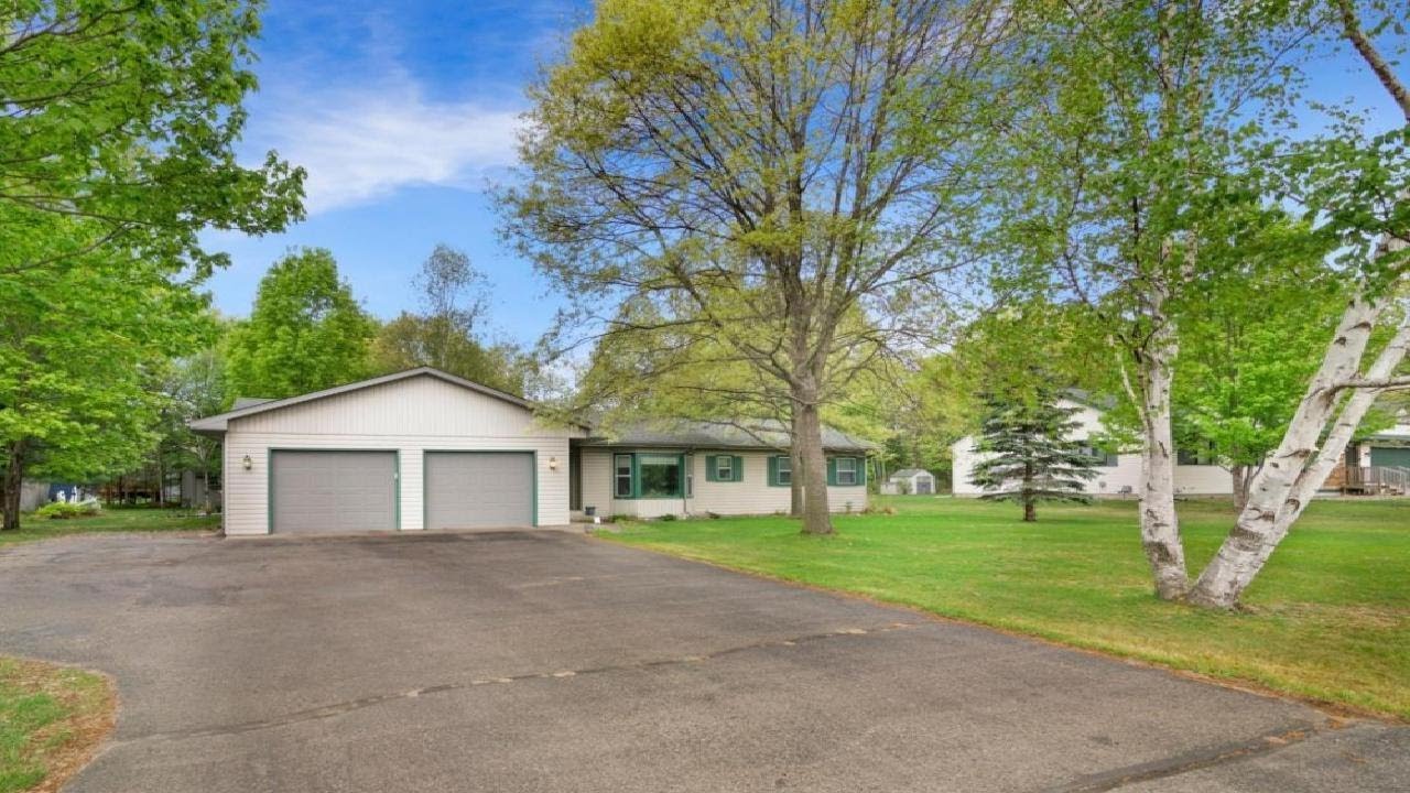 12831 Parkwood Drive, Baxter, MN Presented by Amy Price. YouTube