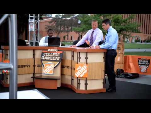 ESPN GameDay Promo - Washington State Flag!