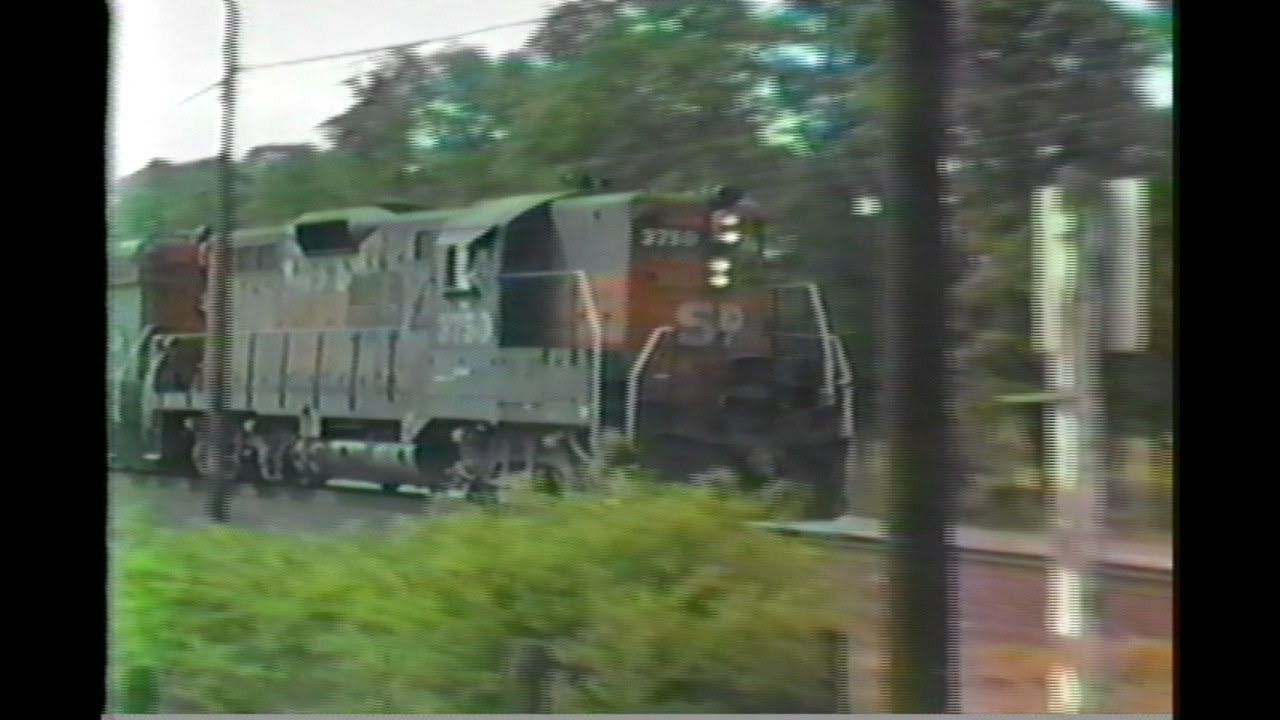 151. SOUTHERN PACIFIC 3750 WORK TRAIN at 58 th st sorry no sound ...