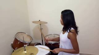 Minha esposa tocando bateria - Ketlyn Batera